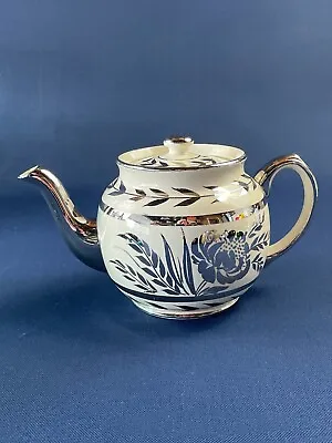 Mid-Century Modern SADLER 1779 Ceramic Teapot Cream / Silver C.1947+ England • $85