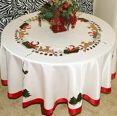 Vintage Christmas Embroidered Santa Tablecloth Round White/Ivory With Napkins • $68