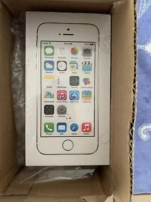 BRAND NEW Genuine Apple IPhone 5s - 16GB - Gold A1533 With RARE IOS 7 COLLECTORS • $699