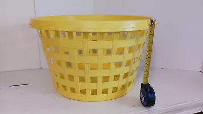 Vintage Rubbermaid Round RoughNeck Weave Heavy Duty Laundry Basket Yellow • $40