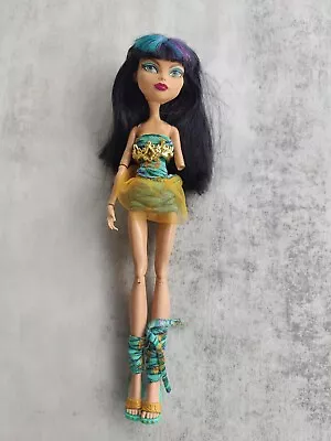 Monster High Mad Science Cleo De Nile Doll 2008 • $11.95