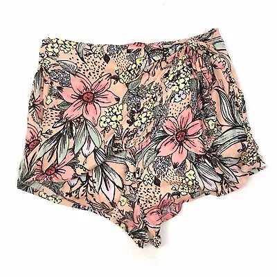 MINKPINK Pink Floral Printed Wrap Tie High Waisted Wattle Wonder Shorts Size XS • $19.99