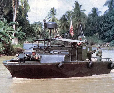 U.S. Patrol Craft River Boat In The Mekong Delta 8x10 Vietnam War Photo 194 • $7.43