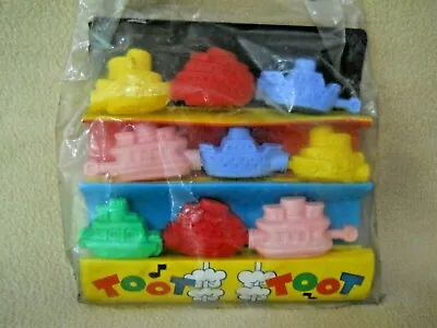 6 Vintage POP BEADS Toot Toot Tug Boats Toy / NEW IN PACKAGE • $11.99