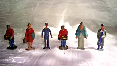 Vintage Lot Of 6 Lead Toy Figures • $7.99