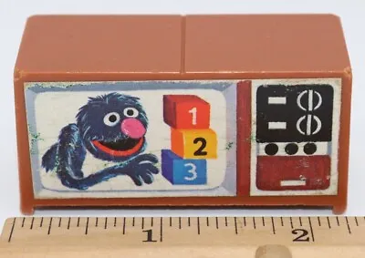 Fisher Price Vintage Little People #938 Sesame Street- GROVER TELEVISION TV -  • $8.95