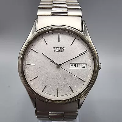 VTG Seiko Watch Men 34mm Snowflake Dial Silver Tone Daydate Round New Battery • $59.99