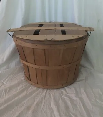 VTG Big Slat Wood Apple Bushel Basket With Handles & Lid Band Home Decor • $59.95