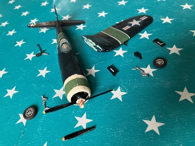 £0.99 • Buy 1/72 PART BUILT Airfix Kit VOUGHT F-4U CORSAIR Fighter Plane For Spare Or Repair
