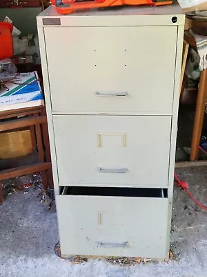 3 Drawer Metal Filing Cabinet • £10