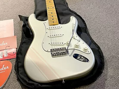 Fender FSR Made In Japan Traditional 50s Stratocaster W/Competition Stripe Used • $1402.99