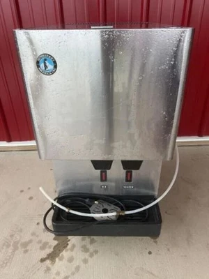 $1200 • Buy HOSHIZAKI 17  282 LBS ICE/WATER DISPENSER Model DCM-270BAH-OS TESTED AND WORKS!
