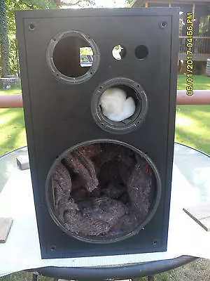 $40 • Buy Used Mitsubishi Ds-35b Walnut Veneer Cabinet (no Grill,  Drivers Or  Crossover)