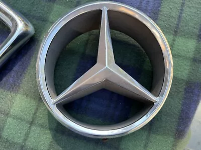 Mercedes-Benz R107 C107 380SL 450SL 560SL Grill Center Star Emblem • $55