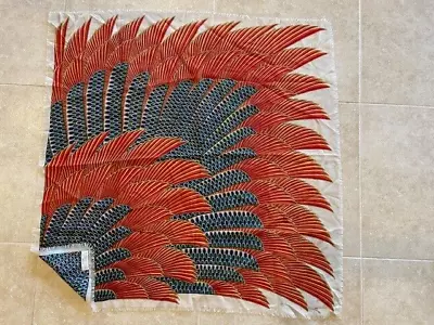 Vintage Tutankhamun Feathers 100% Wool Scarf 34”x33” • $31.99