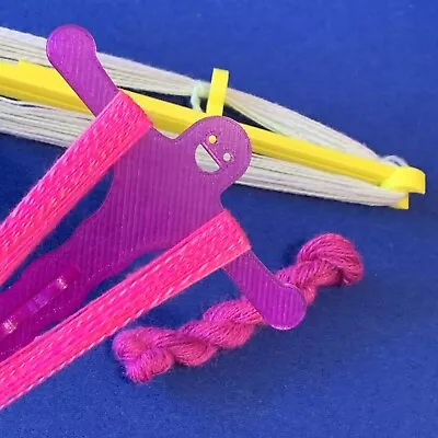 £10 • Buy Windy Wendy, The Teeny Tiny Niddy Noddy! One Yard Collapsible Yarn Winder.