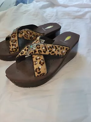 Volatile Leopard Print Wedge Flip Flops Sandals Womens Sz 9 Platform W/cross • $22.99