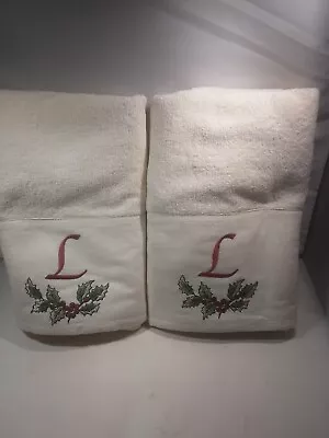 2 New AVANTI Biege Hollyberry Design With Red Monogramed L Velour Hand Towels • $30
