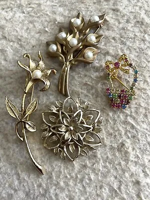 Brooch & Pin Lot Vintage To 90's Core Rhinestones Faux Pearls Lot Of 4 • $24