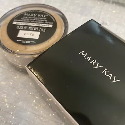 Mary Kay Silky Setting Powder Deep Ivory/.28 Oz New In Box • $12.77