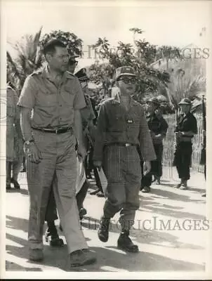 1963 Press Photo Robert McNamara Inspects Civil Guard At Song Mao South Vietnam • $19.99