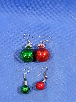 2 Sets Christmas Ornaments Red And Green Earrings Vintage Christmas  • $3.19