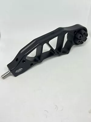 AXION  STABILIZER 6in -  Black • $19