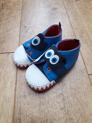 Boys Blue & White Pram Shoes - Infant Size 3 - New With Tags • £2