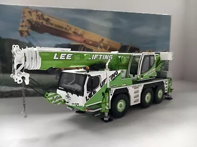 WSI 51-2122 Lee Lifting  Crane - Liebherr • £150