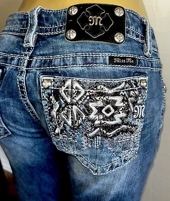 MISS ME Silver Tribal Aztec Pocket Dark Signature Boot Bootcut Jeans-Sz 30 (10) • $0.99