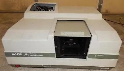Varian /cary 3e Uv-visible Spectrophotometer - (fcp62) • $375