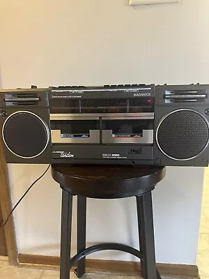 80’s Magnavox Super Tandem Boom Box With Shoulder Strap. Tested! • $88