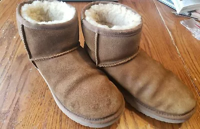 UGG Australia Chestnut Suede Boots Size 8 F19014g • $20