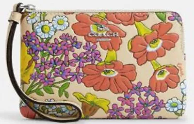 Coach Ivory Multi Small Corner Zip Wristlet With Floral Print NWT CR946 • $68.50