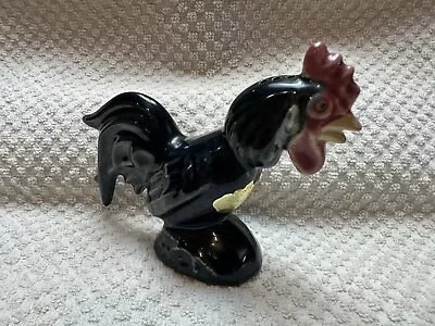 Single Rosemeade Fighting Rooster Salt Shaker • $25