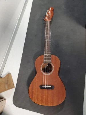 $150 • Buy Fender Hau'oli Ukulele - Great Condition