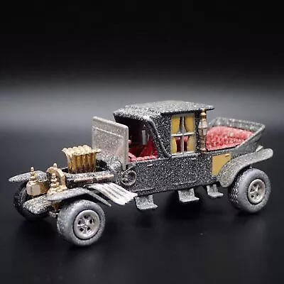 The Munsters Barris Koach Custom Barn Find 1:64 Scale Diorama Diecast Model Car • $19.99