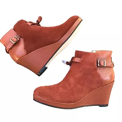 WOLVERINE Socialite Samantha Pleet 1000 Mile Wedge Suede Ankle Boot Womens Sz 7 • £52.55