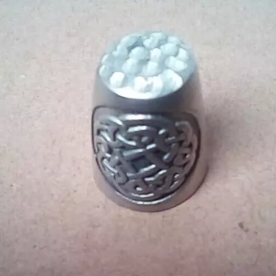 Vintage  Metallic  Thimble Celtic Knot • £6