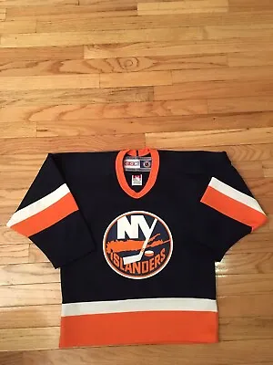 Michael Peca New York Islanders NHL Vintage CCM Jersey Youth Size S/M • $29.99