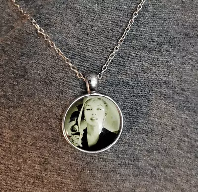 Marilyn Monroe Necklace • $7
