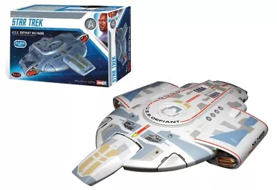 £35.99 • Buy USS Defiant - Star Trek: Deep Space Nine 1:1000 Scale Polar Lights Plastic Kit