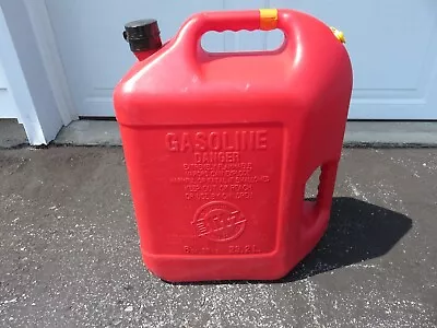 6 Gallon Blitz Vented Red Gas Can Pre Ban Flex Nozzle Model 11841 USA Nice • $54.99