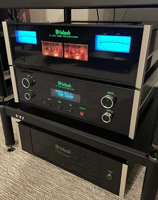 McIntosh C1100 T Preamplifier And C1100 C Controller • $10500