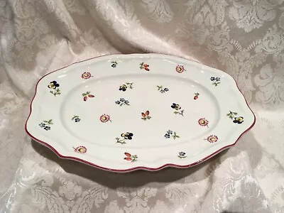 Villeroy & Boch Petite Fleur 11.5  Oval Serving Platter Plate EUC • $39.75