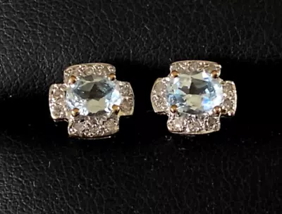 £199 • Buy BEAUTIFUL SMALL VINTAGE 9CT Gold Aquamarine Diamond Stud Earrings
