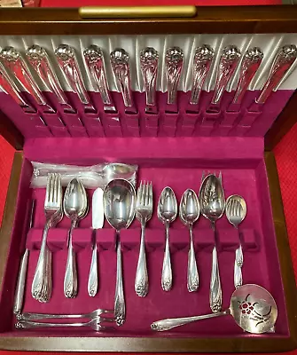 Vintage 85 Pieces Of 1847 Rogers Bros DAFFODIL Silver Plate 12 Places - Nice! • $224.99
