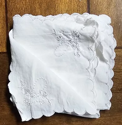 Vintage Elegant Linen Napkins Set Of 5 • $15