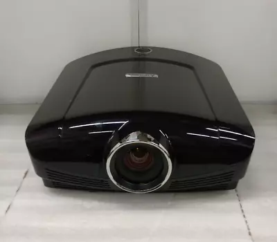 Mitsubishi HC5 3D Projector 1080P (1070 Lamp Hrs) • $650