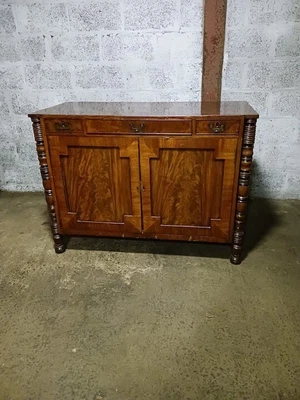 £175 • Buy 19th Century Mahogany Linen Press Base 
